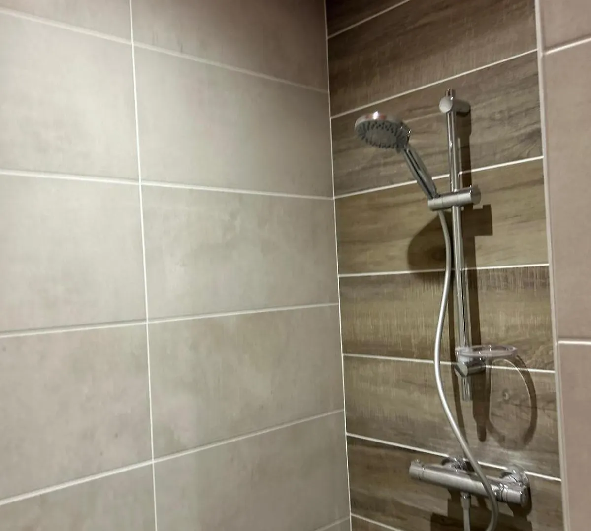 Gite Roxelo Avec Son Spa Arras-en-Lavedan 度假居